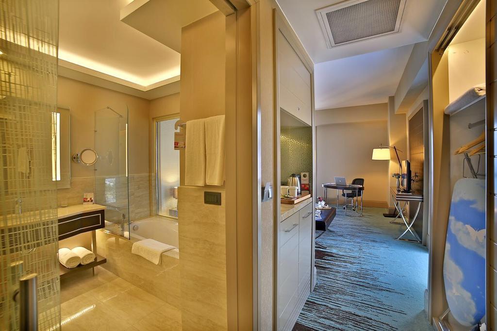 Ramada By Wyndham Iskenderun Hotel Exterior foto