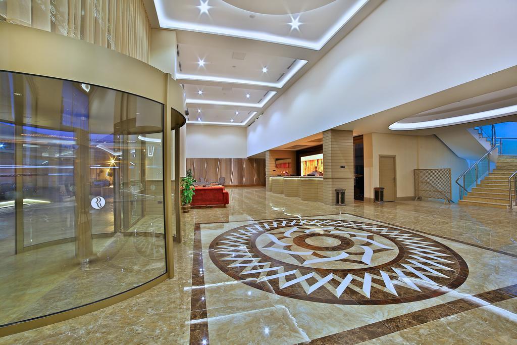 Ramada By Wyndham Iskenderun Hotel Exterior foto
